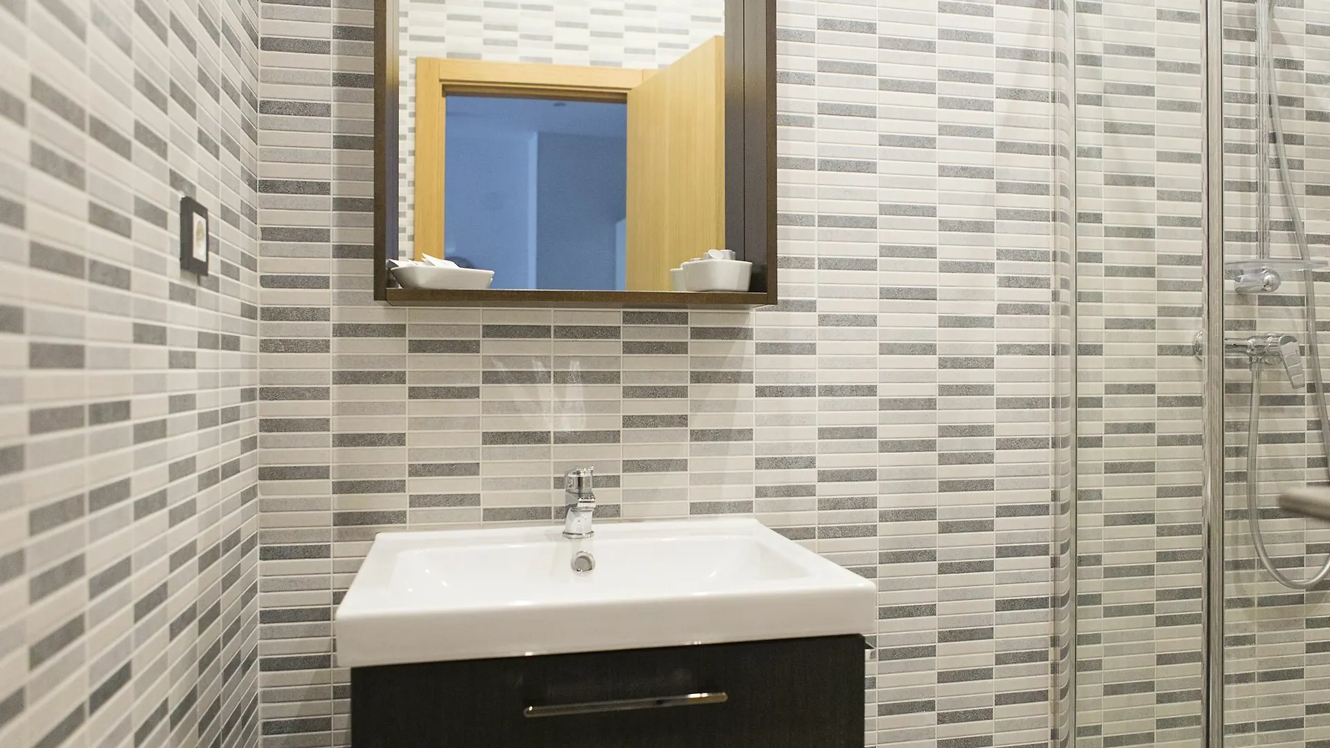 Suncity Apartamentos Refino Con Piscina Malaga 0*,