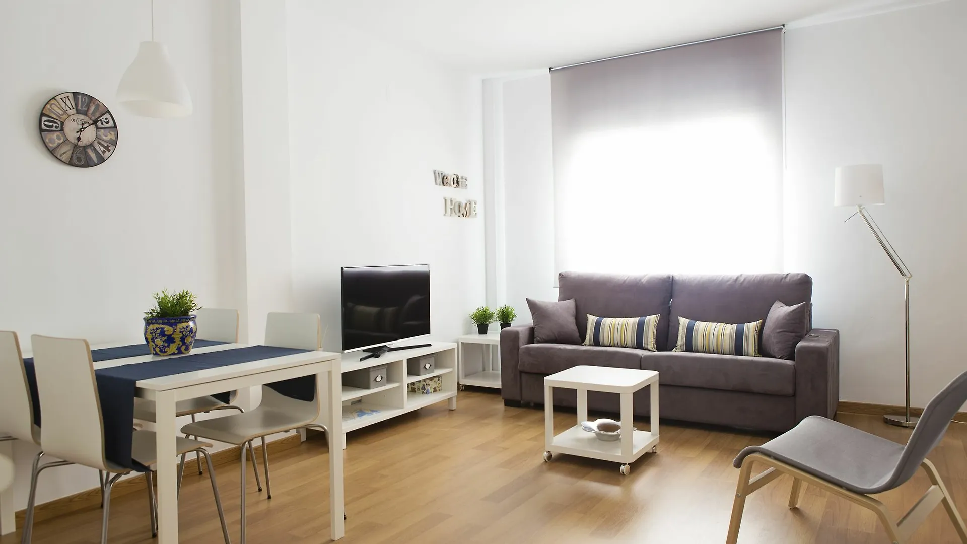 Suncity Apartamentos Refino Con Piscina Malaga