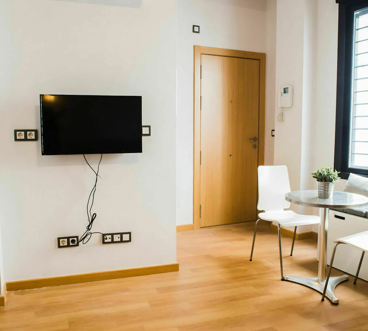 Suncity Apartamentos Refino Con Piscina Malaga Apartment
