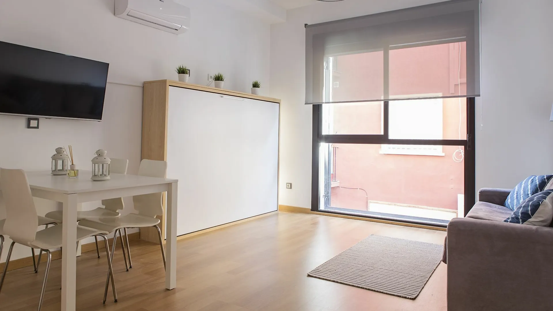 Suncity Apartamentos Refino Con Piscina Malaga 0*,