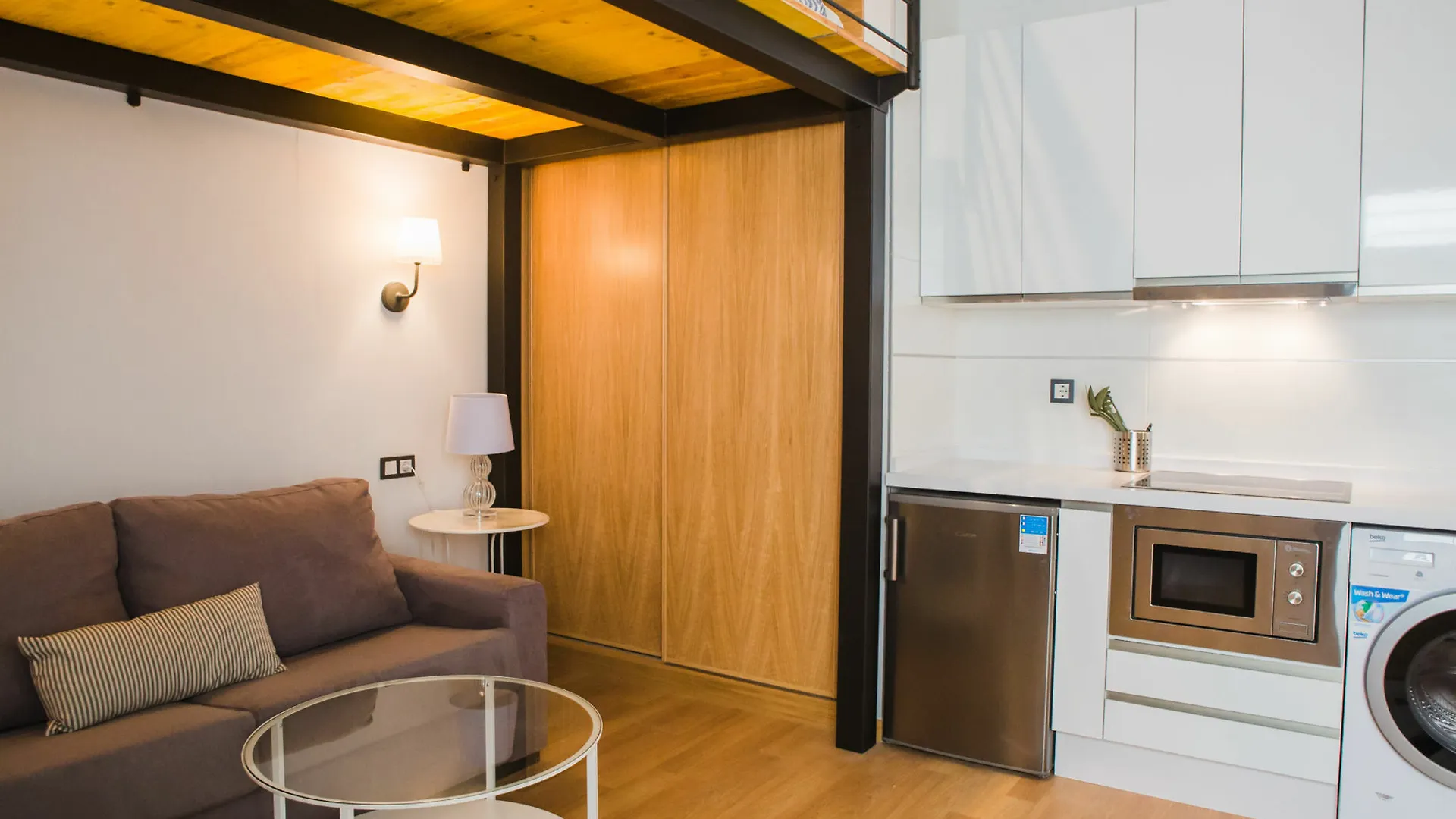 Suncity Apartamentos Refino Con Piscina Malaga 0*,