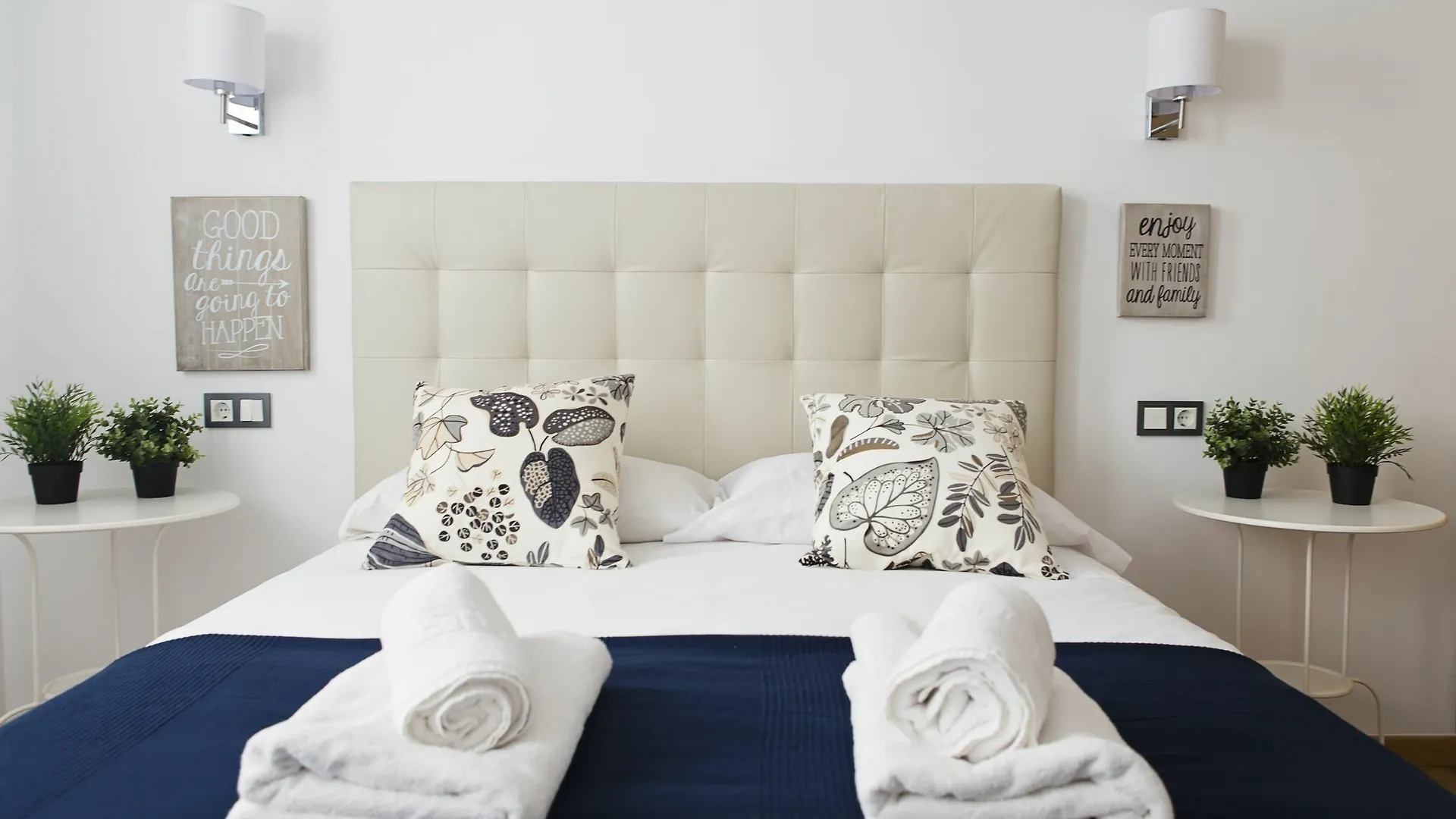 Apartment Suncity Apartamentos Refino Con Piscina Malaga Spain