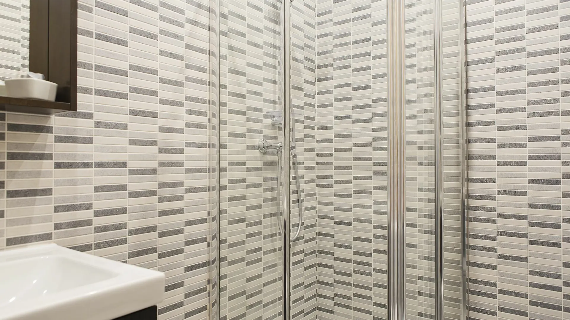 Suncity Apartamentos Refino Con Piscina Malaga
