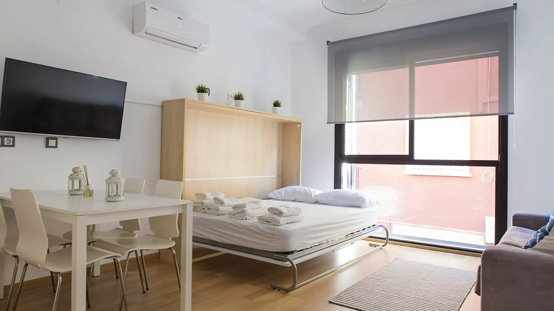 Suncity Apartamentos Refino Con Piscina Malaga Apartment